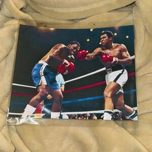 Muhammad Ali joe Frazier signed 8x10 photo
